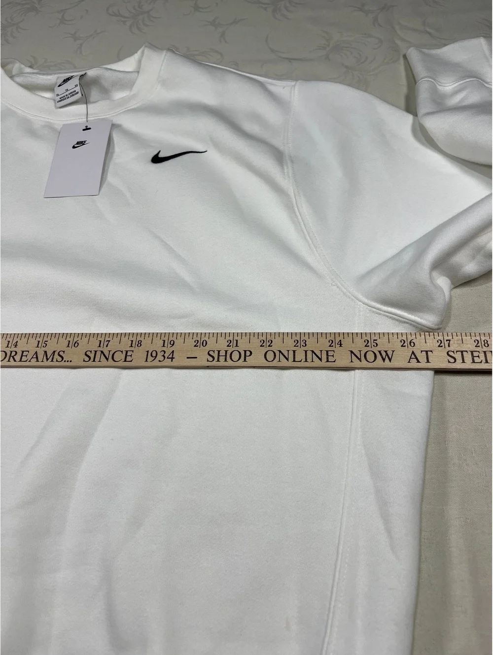 Nike White Solo Swoosh Crewneck Fleece Sweatshirt Size XL